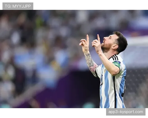 特写：老将拉卡泽特进球后指向天空，告慰日前去世的启蒙教练